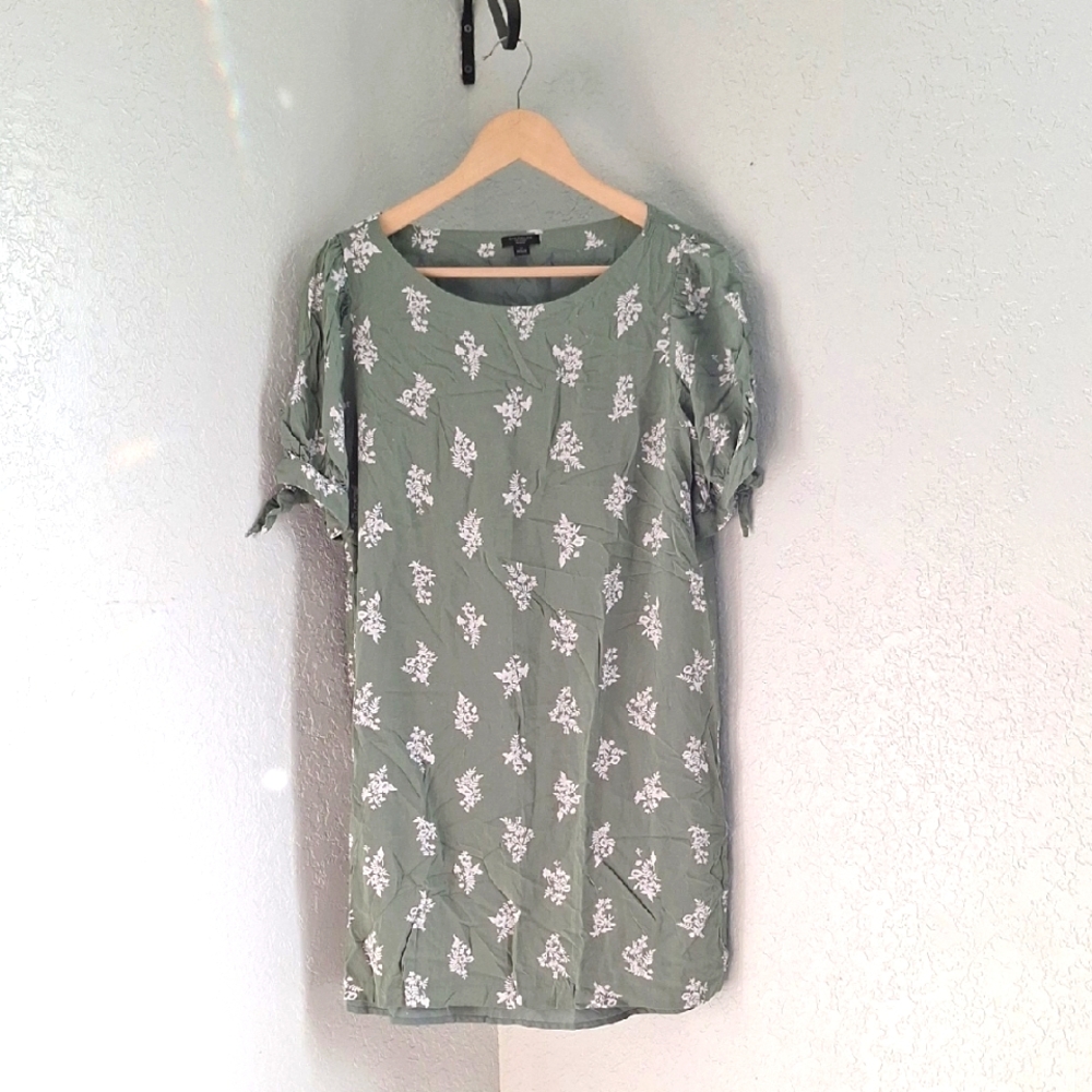 Ann Taylor Factory Dress